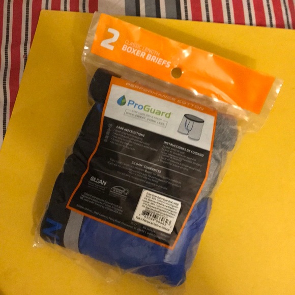 Gildan Boxer Briefs - Picture 2 of 3